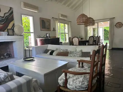 CASA VENTA MAYLING 2 dorm en PB OPORTUNIDAD