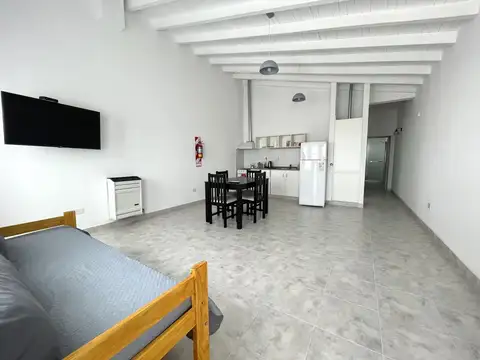 Depto Tipo Casa en Alquiler de 2 ambientes