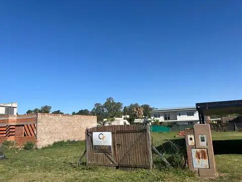 Terreno en Venta en Funes, USD 93.000