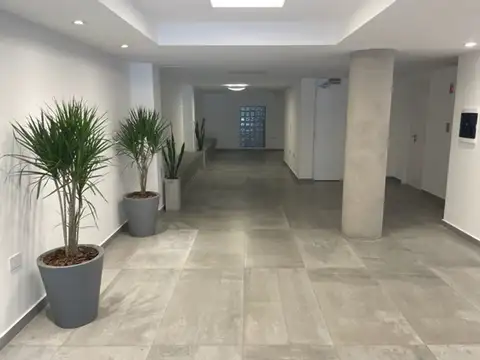 Avenida Álvarez Thomas 800