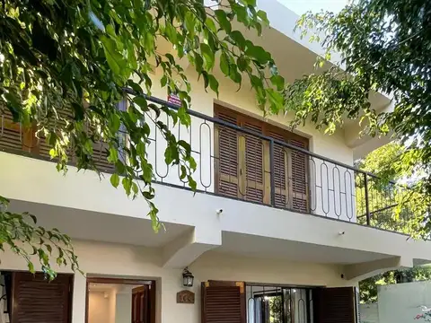 J. M. Estrada al 100