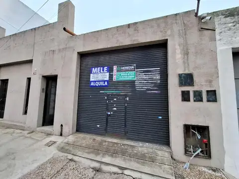 LOCAL COMERCIAL EN AVENIDA