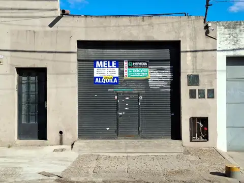 LOCAL COMERCIAL EN AVENIDA