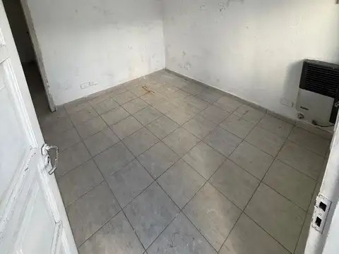 CASA MULTIFAMILIAR en LUZURIAGA