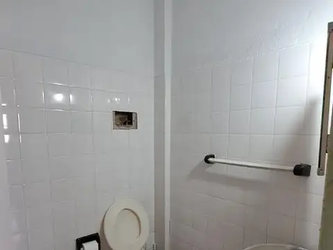 VENTA | Dpto. 4 ambientes 2 baños FLORESTA | Carrasco 800
