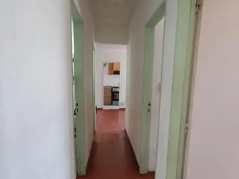 Departamento 4 ambientes con 2 baños