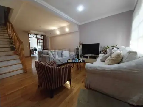 TAMBORINI 5500, Piso 0