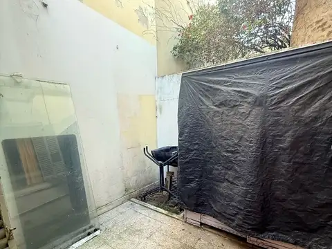 Depto Tipo Casa 5 ambientes con 1 baño