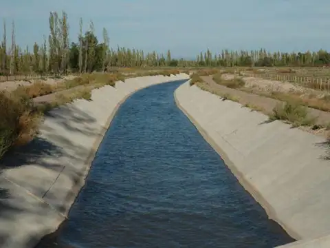 Terreno en Venta 130  mts Frente