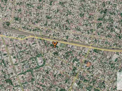 Avenida Argentina e/ Pueyrredón y Juan Bautista Alberti