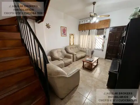 Depto Tipo Casa en Venta en Castelar Sur, USD 95.000