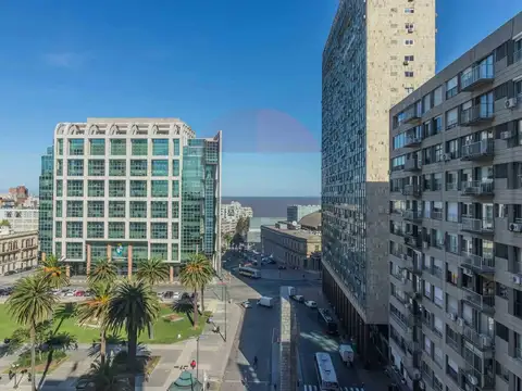 Plaza Independencia 700