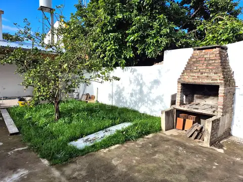 Casa en Alquiler en Ituzaingo Norte, $ 900.000