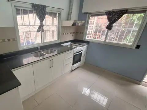 Depto Tipo Casa en Venta al Este