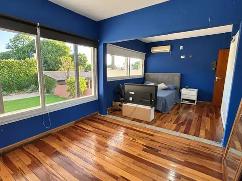 CF1295 - CASA APTA CRÉDITO HIPOTECARIO - 4 DORMITORIOS - AV. SANTA CRUZ Y ZAPIOLA