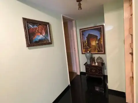 Departamento en Venta de 6 ambientes