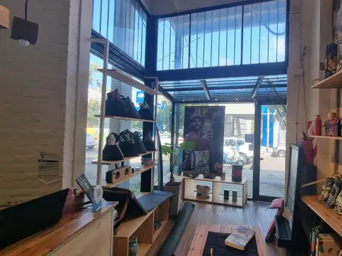 Local en Venta en San Isidro Vias / Libertador, USD 175.000