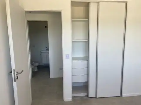 Departamento 3 ambientes con 3 baños