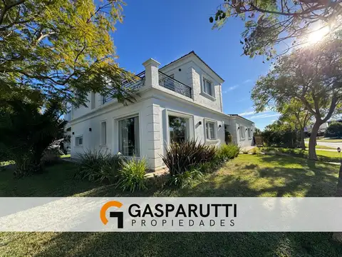 Casa en Venta en Puertos del Lago – Barrio Vistas