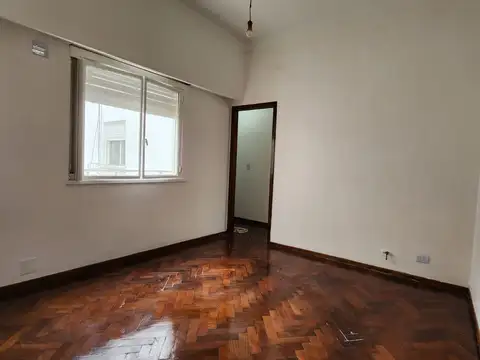 Departamento en Venta en Almagro Sur, USD 80.000