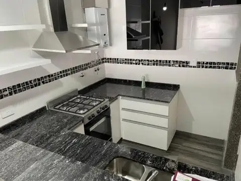 Casa 3 ambientes con 2 baños
