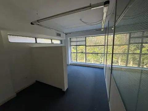 Avenida Luis María Campos 1000