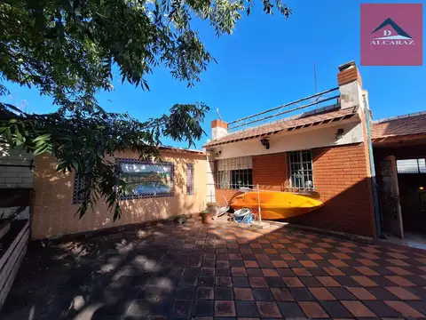 Depto Tipo Casa 5 ambientes con 2 baños