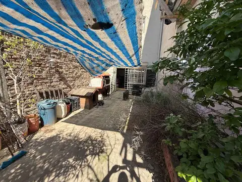 Depto Tipo Casa 6 ambientes con 1 baño