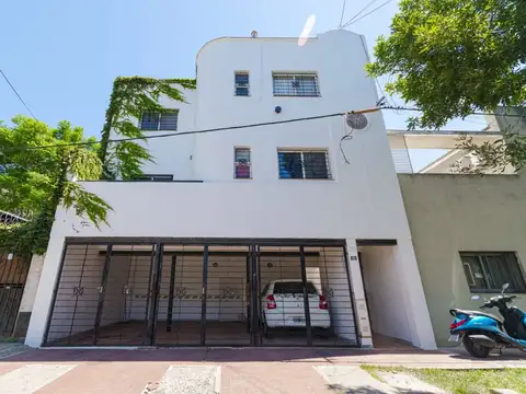 DEPARTAMENTO DE PASILLO 2 DORMI + PATIO 