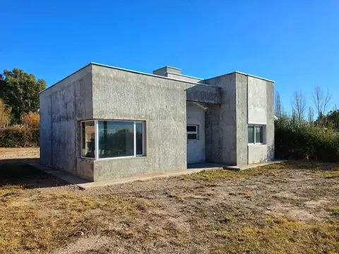 VENTA CASA B° TIERRA DE VIÑAS SAN RAFAEL MENDOZA