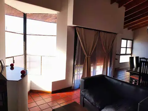 Depto Tipo Casa en Venta de 3 dormitorios