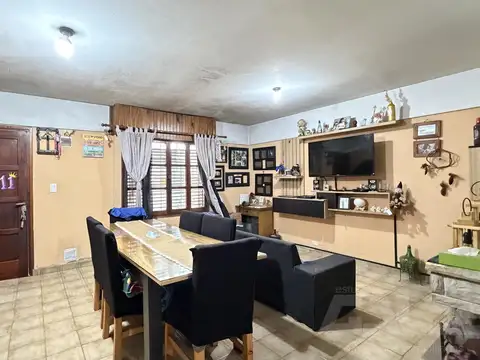 Casa en Venta con 1 cochera