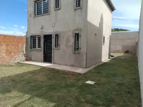 Venta de casa en Barrio Santa Ana de Glew