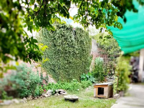 Casa 4 ambientes con 1 baño