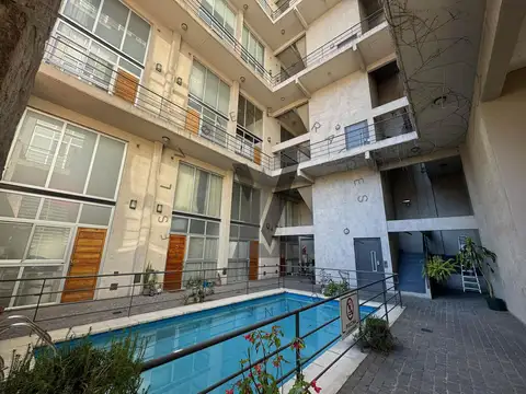 Departamento duplex 2 ambientes en venta en Quilmes centro