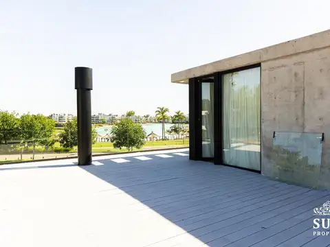 Casa 6 ambientes con 6 baños