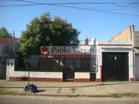 Casa - Venta - Argentina, Tres de Febrero - CARHUE 5209