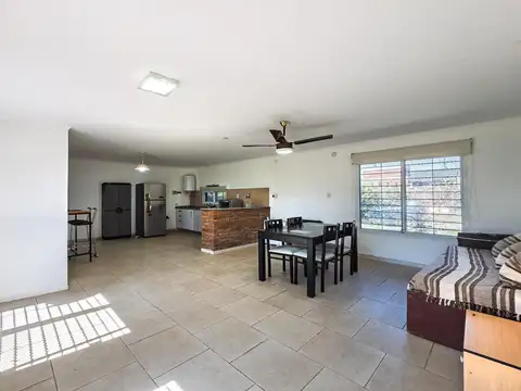 Gandhi al 1700, Tierra de sueños 2