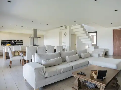 Casa en Venta al Oeste