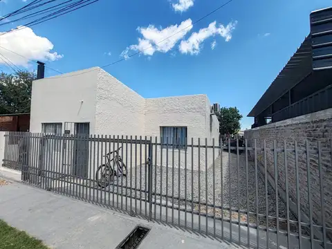 OPORTUNIDAD 2 Casas en Padrón Único sobre 2000 m²