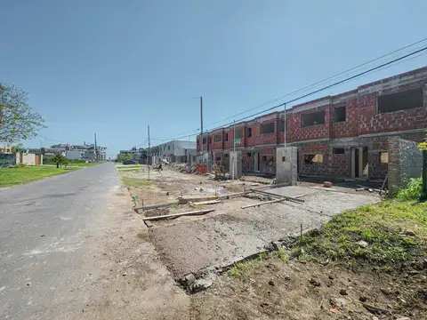 Casas tipo Duplex en Tierra Nueva