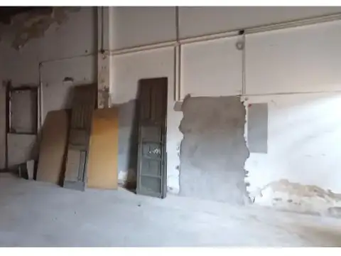 Galpón/ depósito en alquiler. Pueblo Esther