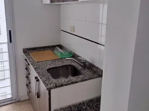 Avellaneda 1600, Piso 9