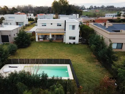 Casa en Venta de 3 dormitorios