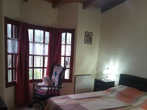 Casa 6 ambientes con 3 baños