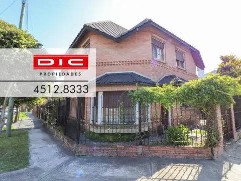 Chalet 5 ambientes Venta - Villa Adelina