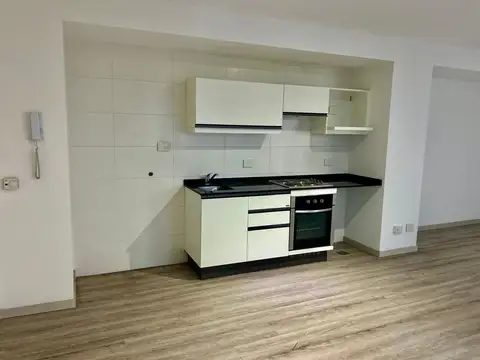 Departamento en Alquiler en Urquiza R, $ 550.000