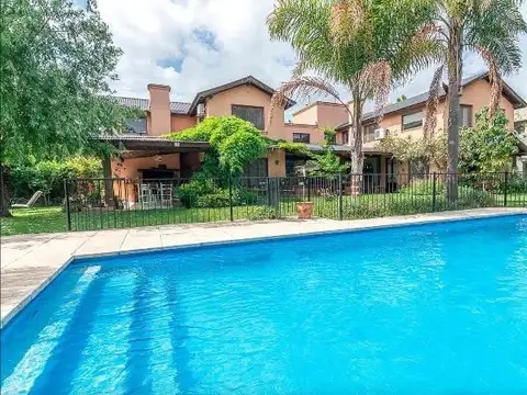 Alquiler temporal -  Enero y febrero-Casa en barrio cerrado Village, Bella Vista