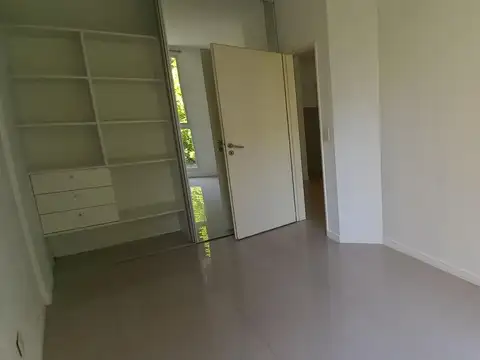 2 ambientes al frente c/cochera y piscina Palermo-Recoleta