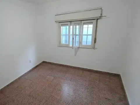 Depto Tipo Casa en Alquiler de 3 ambientes